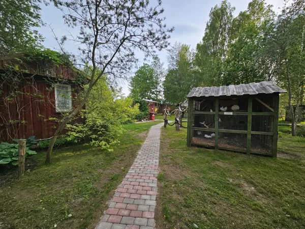 Taka gar pāvbaložu māju
