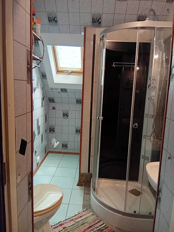 II.stāva dzīvoklis WC un duša